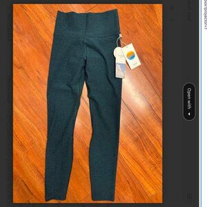 Vuori Dream Knit Move Moss Heather Clean Elevation Leggings Women's XS NEW! Soft